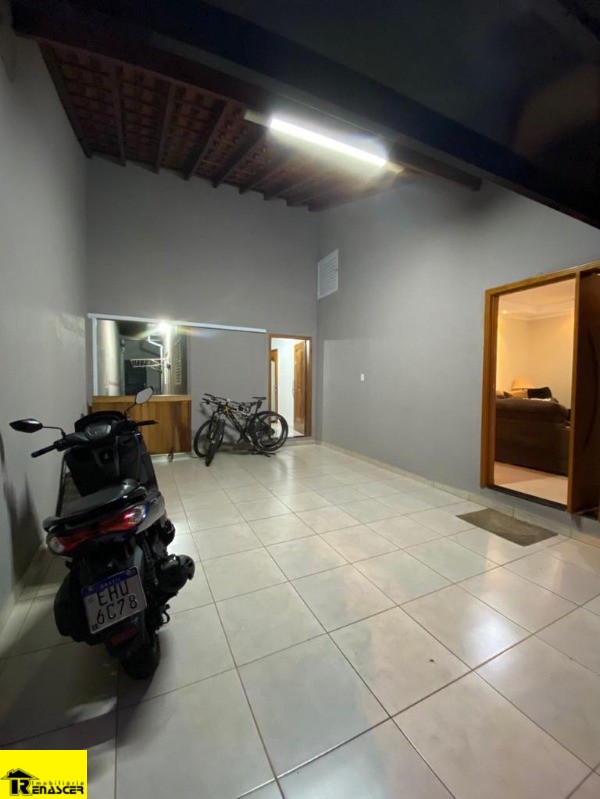 Casa com 3 quartos à venda, 200m² — foto 16 de 24