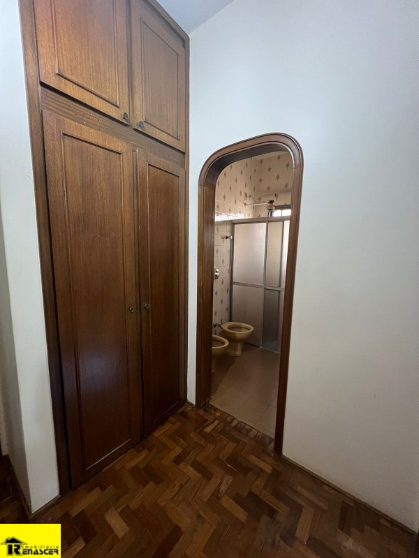 Casa com 3 quartos à venda, 180m² — foto 30 de 39