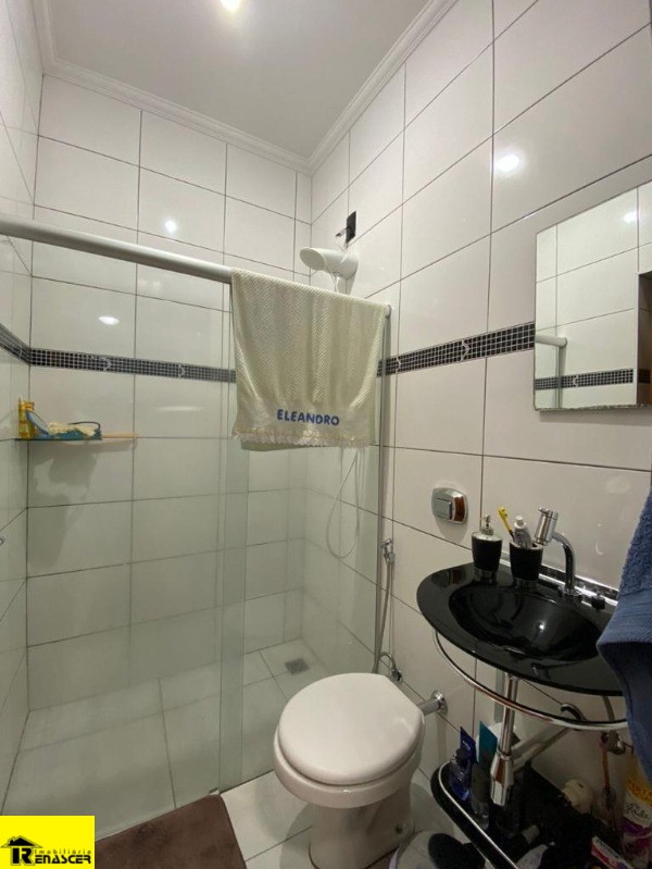 Casa com 3 quartos à venda, 200m² — foto 14 de 24