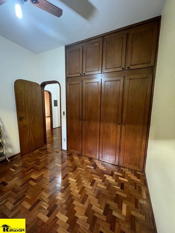 Casa com 3 quartos à venda, 180m² — foto 19 de 39