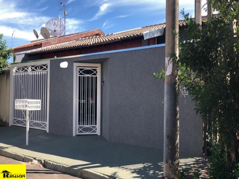 Casa com 2 quartos à venda, 200m² — foto 1 de 29