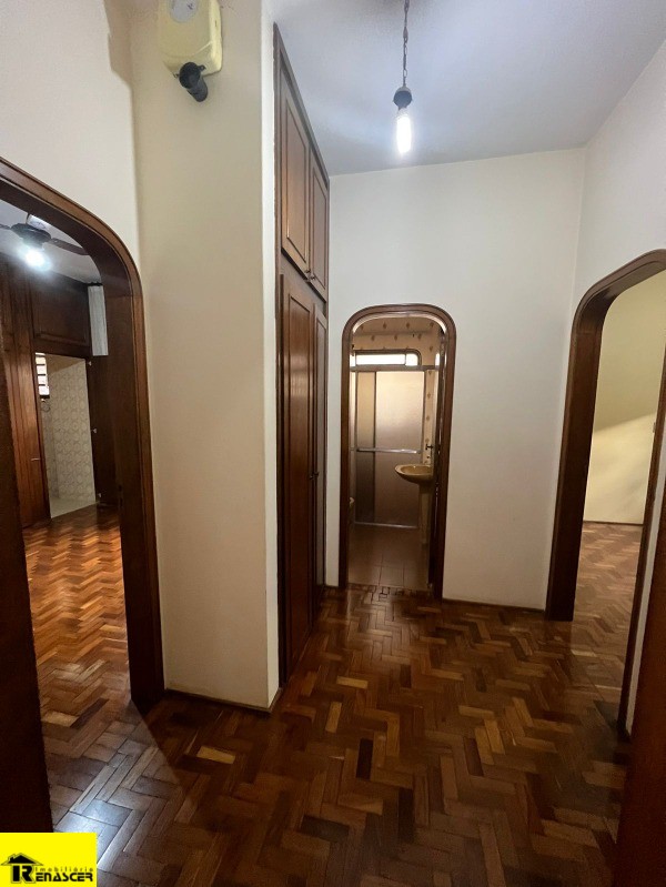 Casa com 3 quartos à venda, 180m² — foto 17 de 39