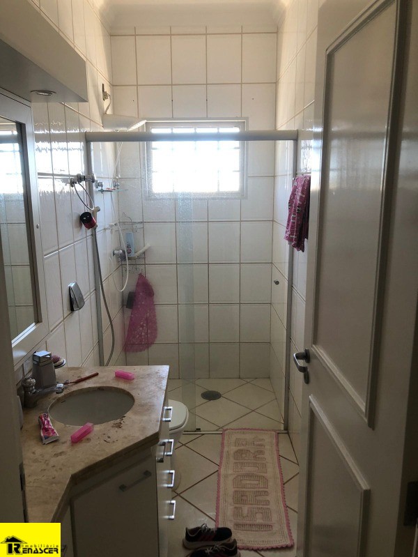 Casa com 3 quartos à venda, 450m² — foto 13 de 14