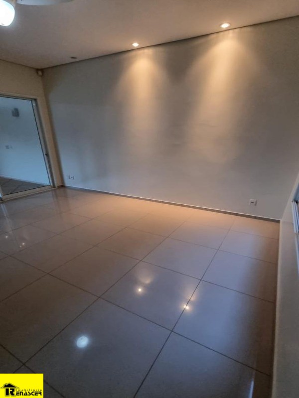 Casa com 3 quartos à venda, 550m² — foto 21 de 28