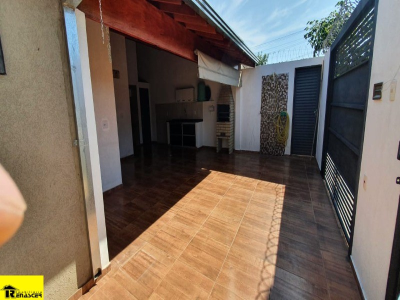 Casa com 2 quartos à venda, 233m² — foto 1 de 19