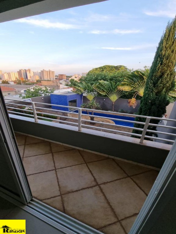 Casa com 3 quartos à venda, 550m² — foto 24 de 28