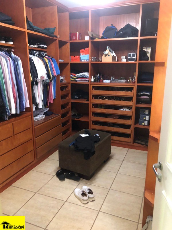 Casa com 3 quartos à venda, 450m² — foto 14 de 14
