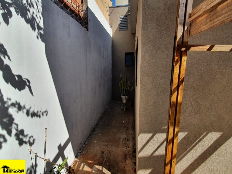 Casa com 2 quartos à venda, 233m² — foto 18 de 19