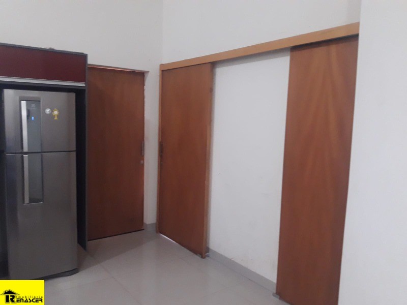 Casa com 3 quartos à venda, 400m² — foto 8 de 23
