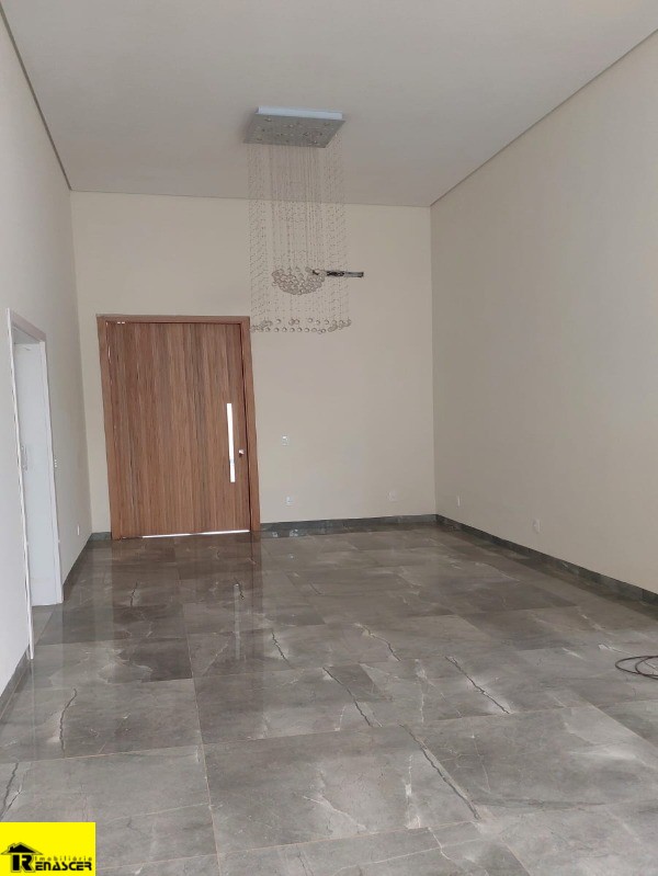 Casa de Condomínio com 3 quartos à venda, 276m² — foto 2 de 11