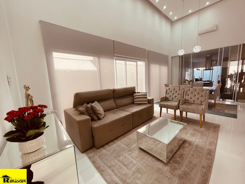 Casa de Condomínio com 3 quartos à venda, 165m² — foto 2 de 23