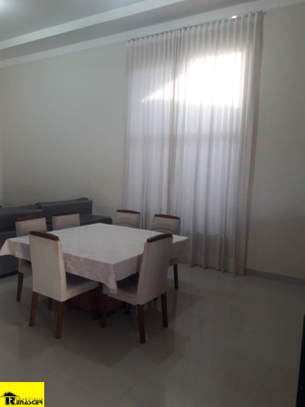 Casa com 3 quartos à venda, 400m² — foto 9 de 23