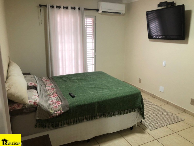Casa com 3 quartos à venda, 450m² — foto 10 de 14