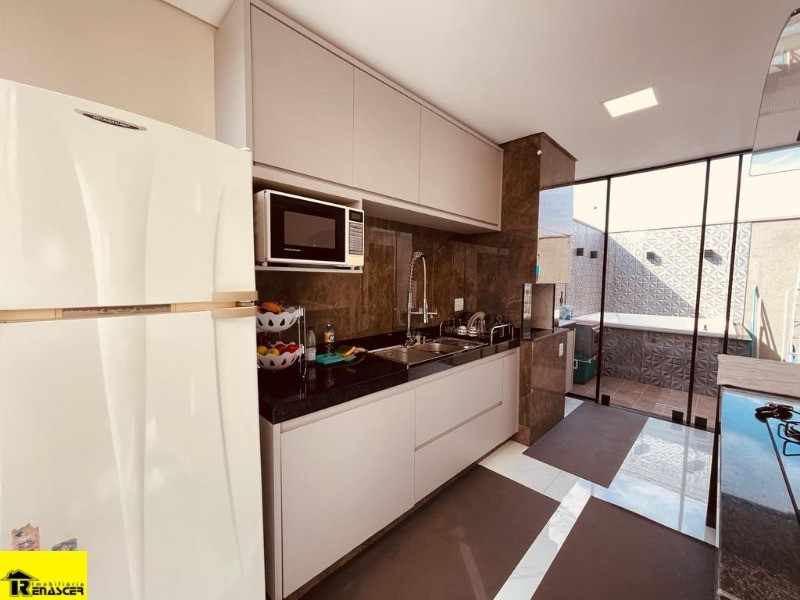 Casa de Condomínio com 3 quartos à venda, 194m² — foto 11 de 30