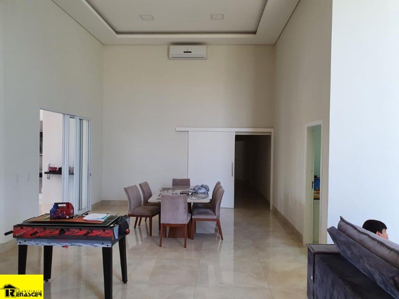 Casa de Condomínio com 4 quartos à venda, 690m² — foto 2 de 21