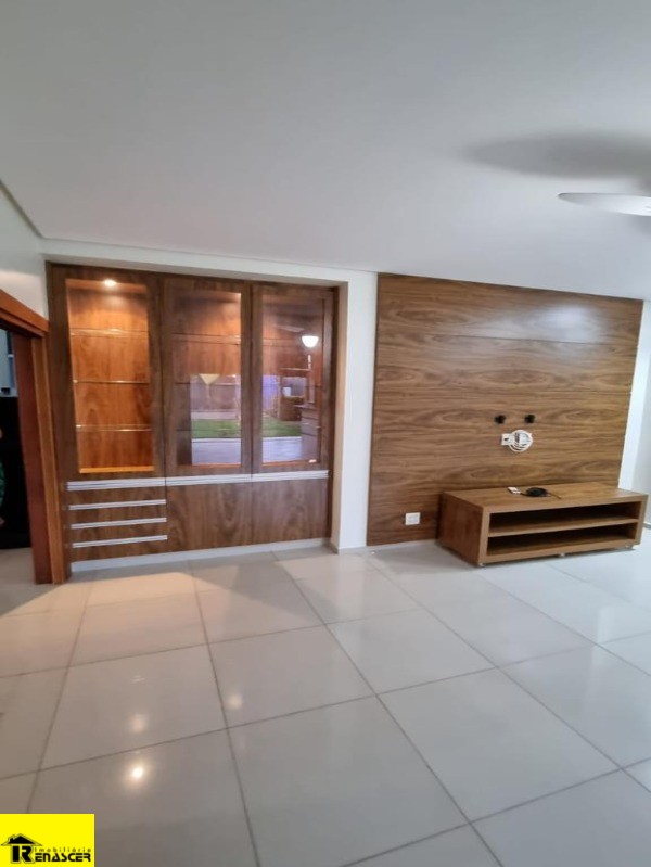 Casa com 3 quartos à venda, 550m² — foto 4 de 28