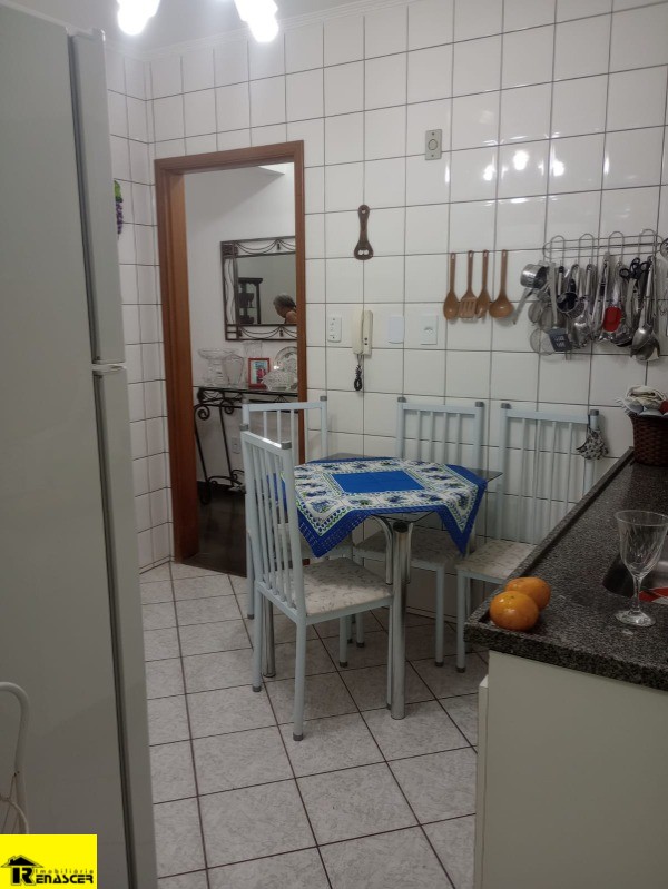 Apartamento com 2 quartos à venda, 65m² — foto 11 de 17