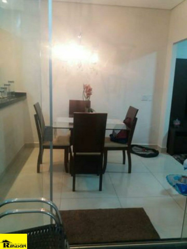Casa de Condomínio com 2 quartos à venda, 110m² — foto 2 de 11