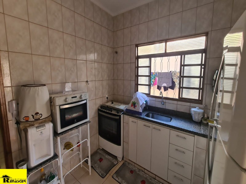 Casa com 3 quartos à venda, 131m² — foto 12 de 16