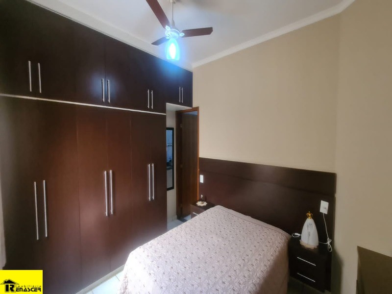 Casa com 3 quartos à venda, 131m² — foto 8 de 16