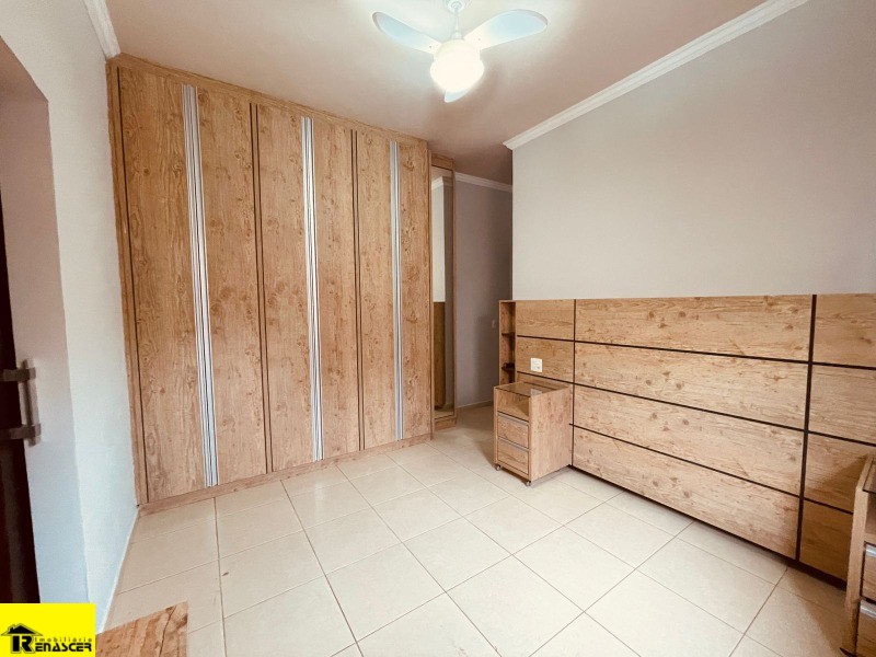Casa de Condomínio com 3 quartos à venda e aluguel, 180m² — foto 13 de 23