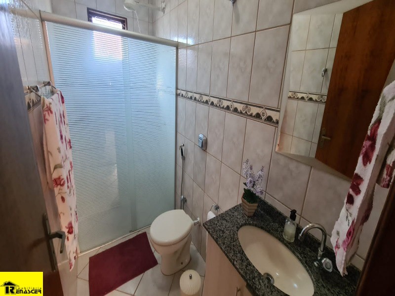 Casa com 3 quartos à venda, 131m² — foto 9 de 16