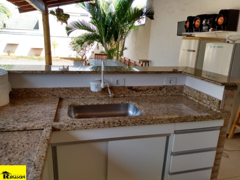 Casa com 4 quartos à venda, 180m² — foto 7 de 11