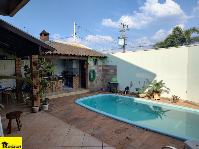 Casa com 4 quartos à venda, 400m² — foto 30 de 31