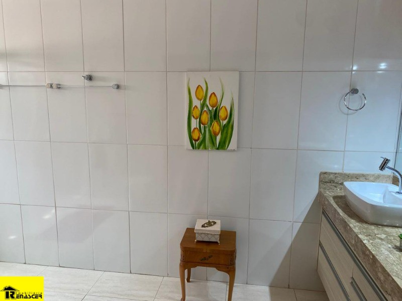 Casa com 4 quartos à venda — foto 50 de 57