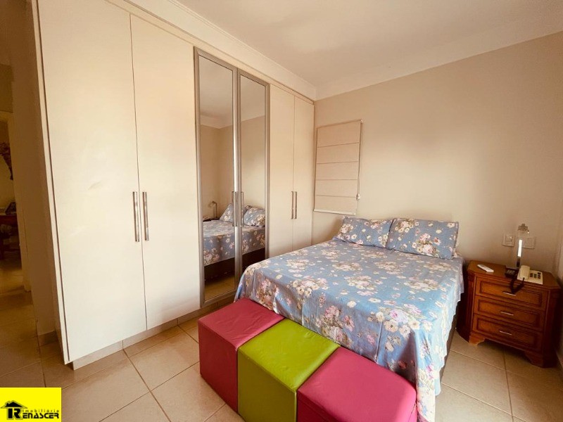 Casa de Condomínio com 3 quartos à venda, 470m² — foto 18 de 51