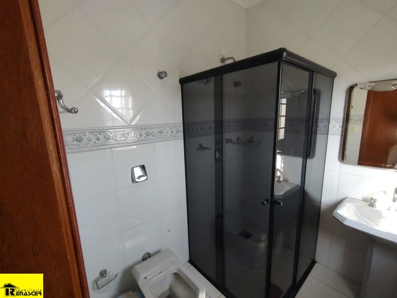 Casa com 4 quartos à venda, 400m² — foto 8 de 31