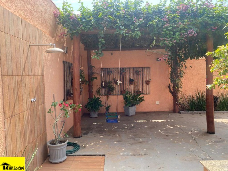 Casa com 4 quartos à venda — foto 42 de 57