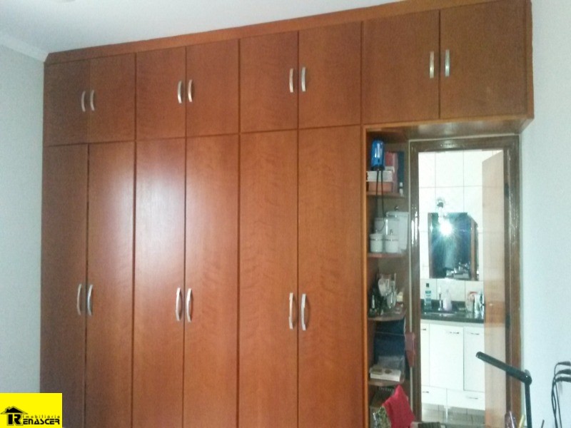 Casa com 3 quartos à venda, 245m² — foto 22 de 23
