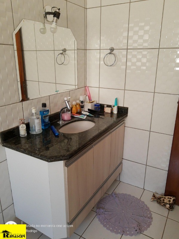 Casa com 3 quartos à venda, 245m² — foto 16 de 23