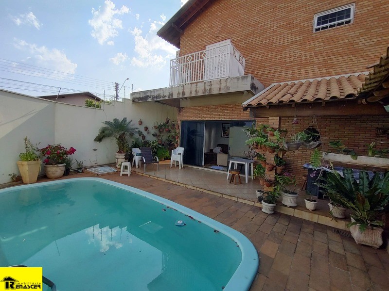 Casa com 4 quartos à venda, 400m² — foto 27 de 31