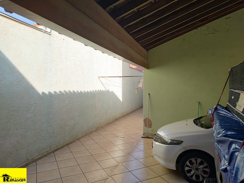 Casa com 4 quartos à venda, 400m² — foto 2 de 31