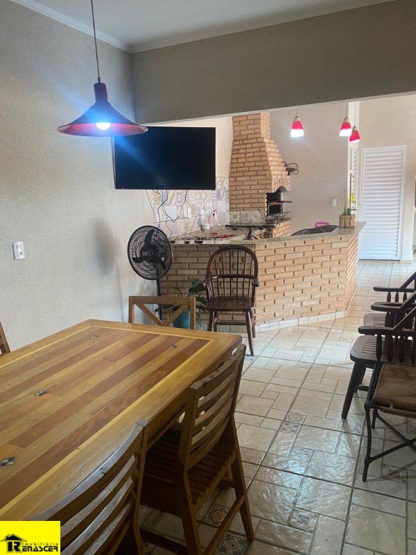 Casa com 4 quartos à venda — foto 34 de 57