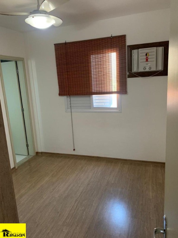 Apartamento com 2 quartos à venda, 70m² — foto 6 de 10