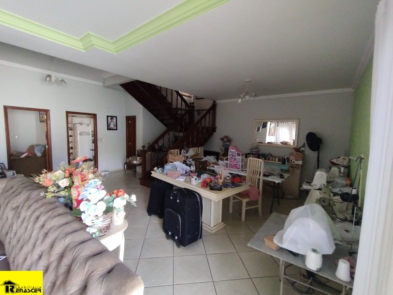 Casa com 4 quartos à venda, 400m² — foto 24 de 31