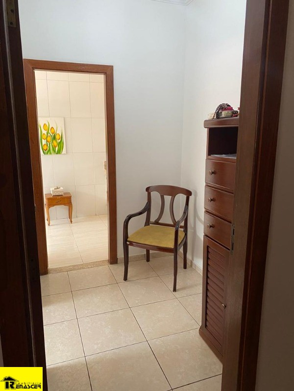 Casa com 4 quartos à venda — foto 53 de 57
