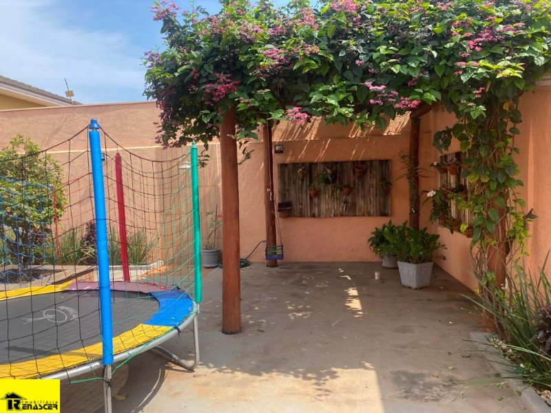Casa com 4 quartos à venda — foto 44 de 57