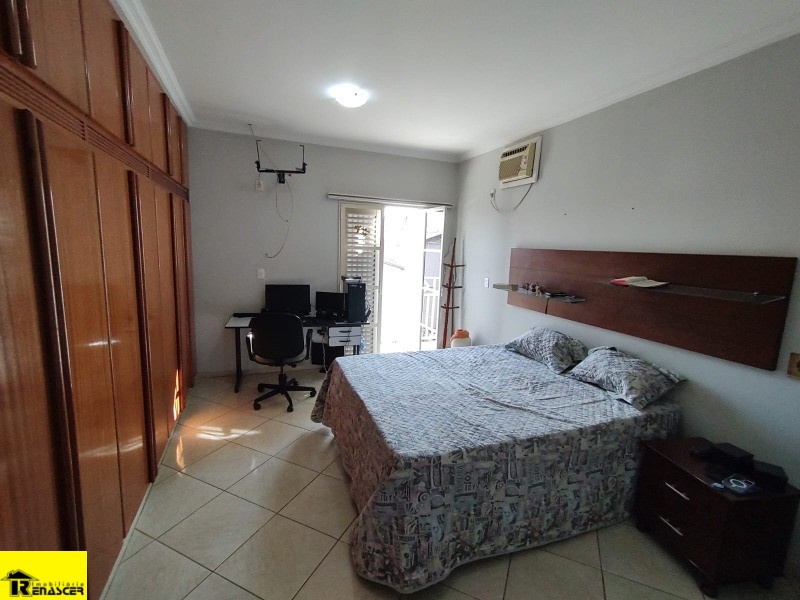 Casa com 4 quartos à venda, 400m² — foto 12 de 31