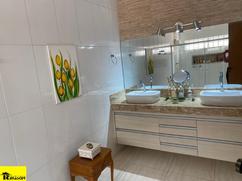 Casa com 4 quartos à venda — foto 52 de 57