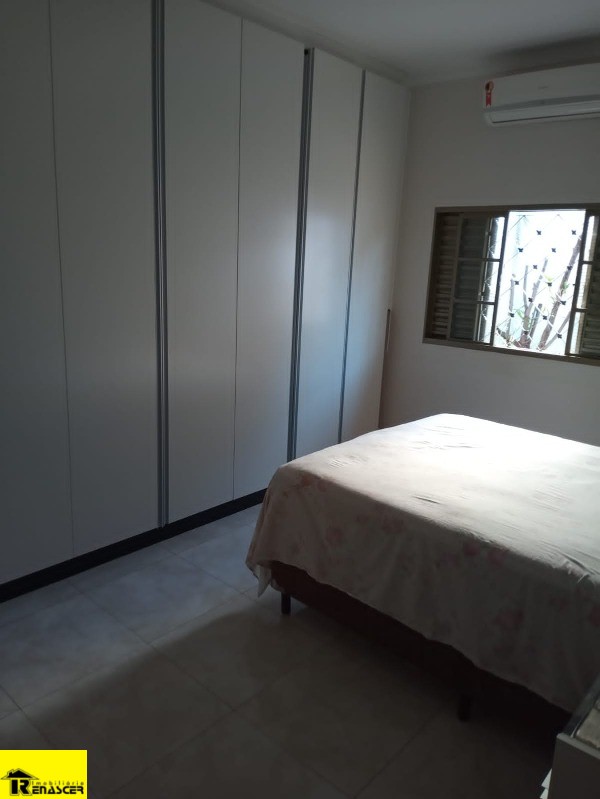 Casa com 3 quartos à venda — foto 14 de 26