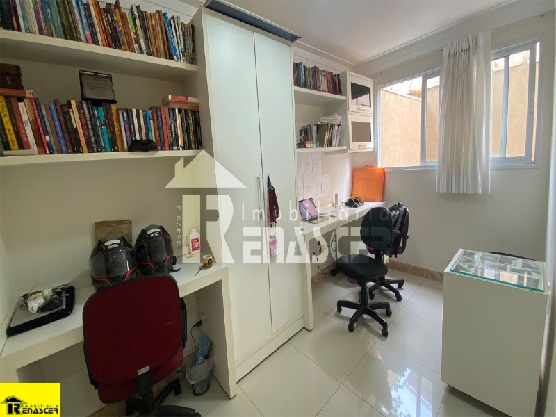 Casa de Condomínio com 4 quartos à venda, 480m² — foto 5 de 24