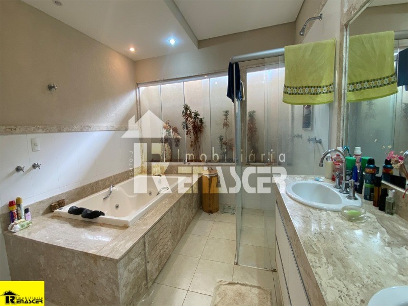 Casa de Condomínio com 4 quartos à venda, 480m² — foto 20 de 24