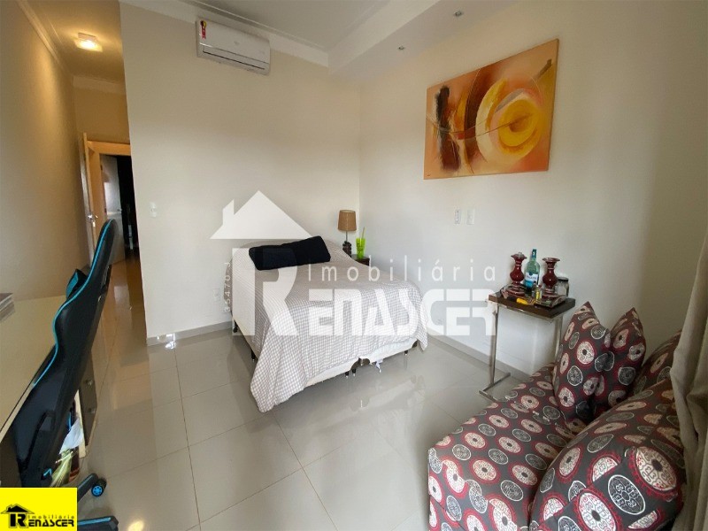 Casa de Condomínio com 4 quartos à venda, 480m² — foto 17 de 24
