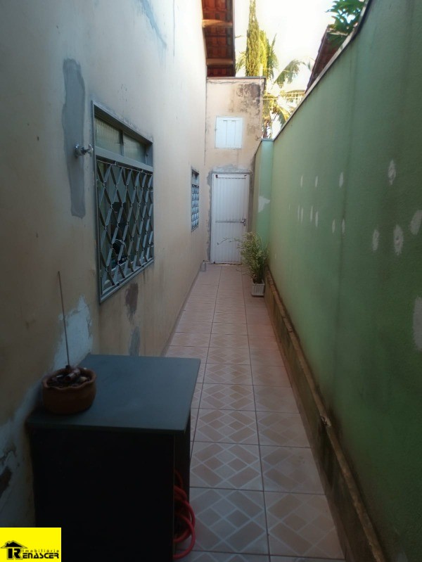 Casa com 3 quartos à venda — foto 5 de 26