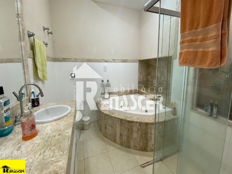 Casa de Condomínio com 4 quartos à venda, 480m² — foto 21 de 24