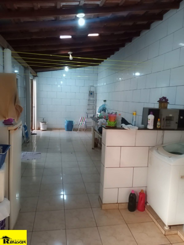 Casa com 3 quartos à venda — foto 6 de 26